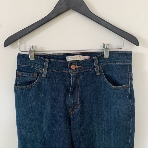 Levi’s 550 Classic Relaxed Bootcut Dark Wash Mid Rise Denim Jeans - Picture 7 of 11